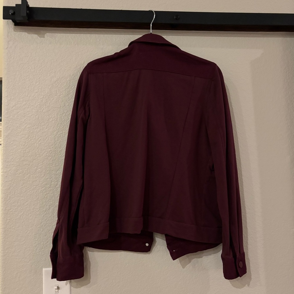 ❗️FINAL❗️Belle by Kim Gravel Burgundy Mixed Textile Jean Jacket 8 - Picture 2 of 7
